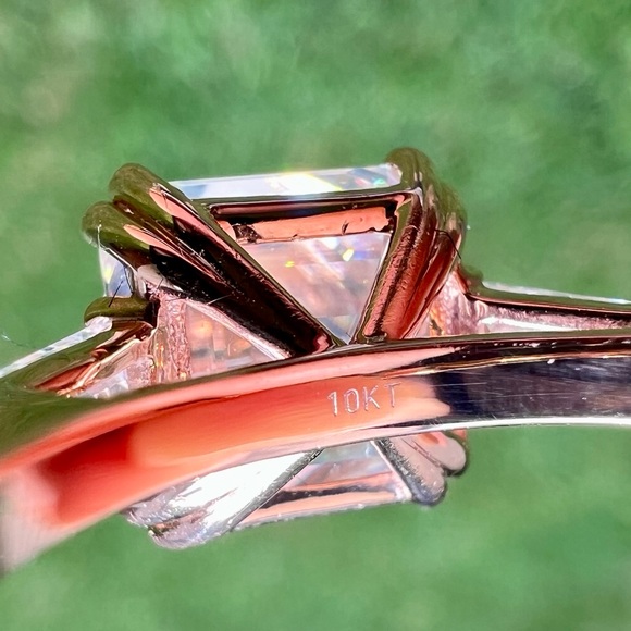 *SOLD* 10k RG 8mm Asscher Cut Moissanite Ring - Picture 9 of 12